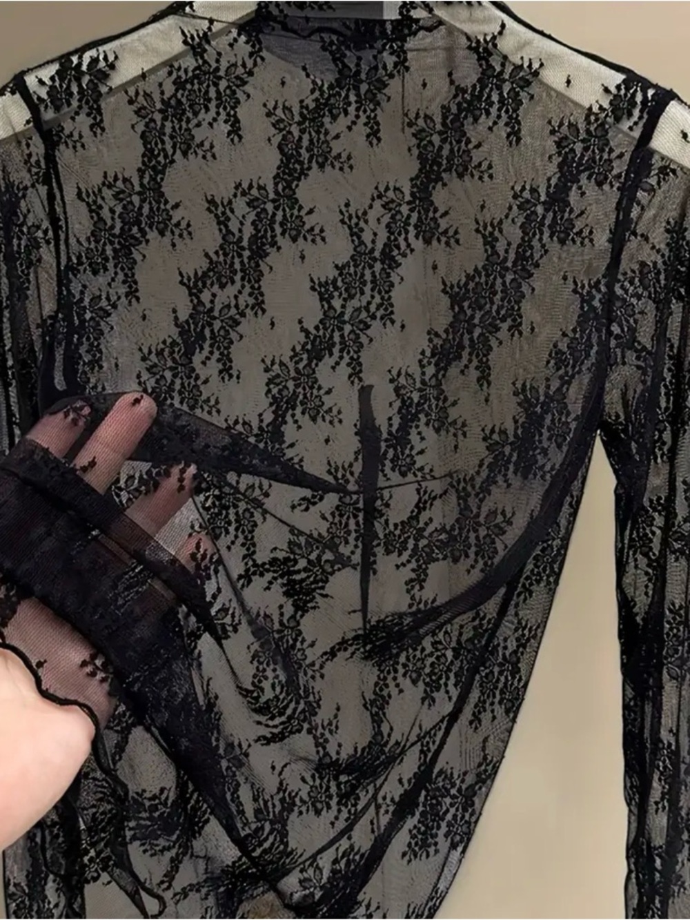 Women's Black Sheer Lace Long-Sleeve Top - Picture 2 of 3